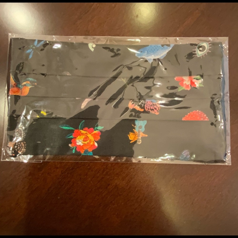 NEW Johnny Was silk/cotton mask with pocket for filter.